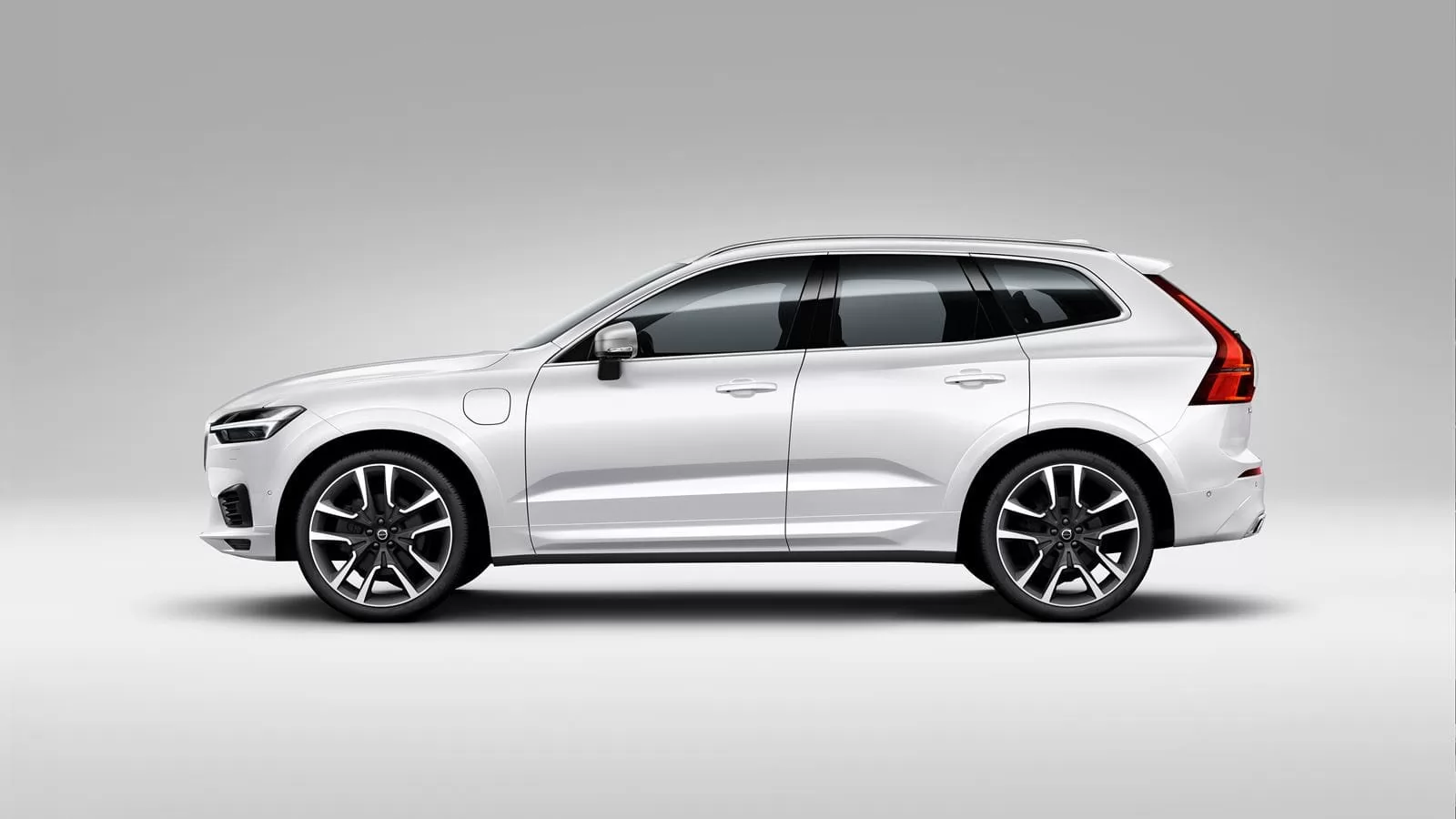 Lateral Volvo XC60